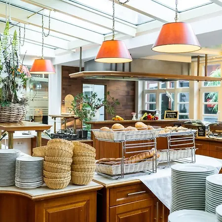Hanseatischer Hof Hotel 4*